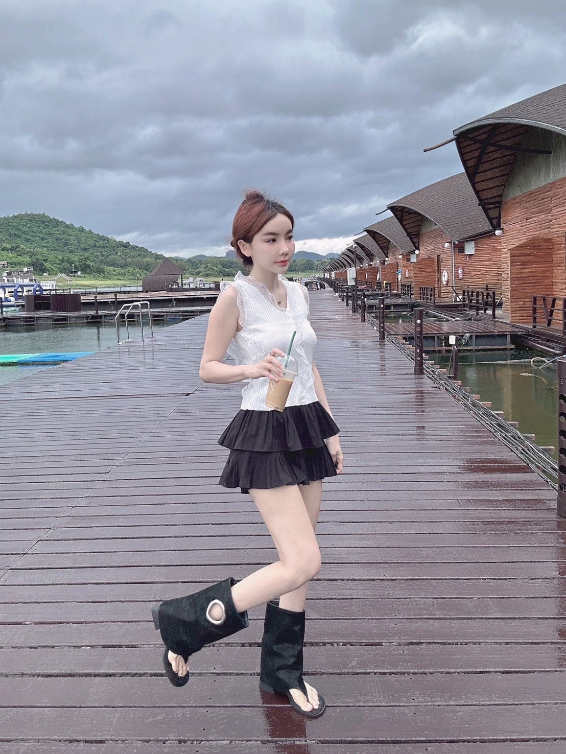 NENE> 蕾絲瀏海無袖冰絲衫 1015#