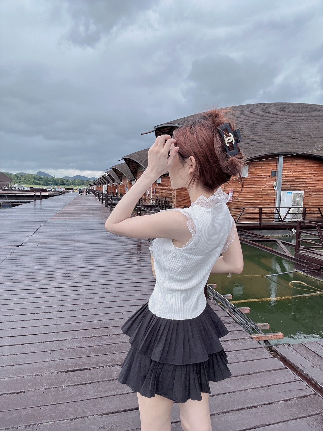 NENE> 蕾絲瀏海無袖冰絲衫 1015#