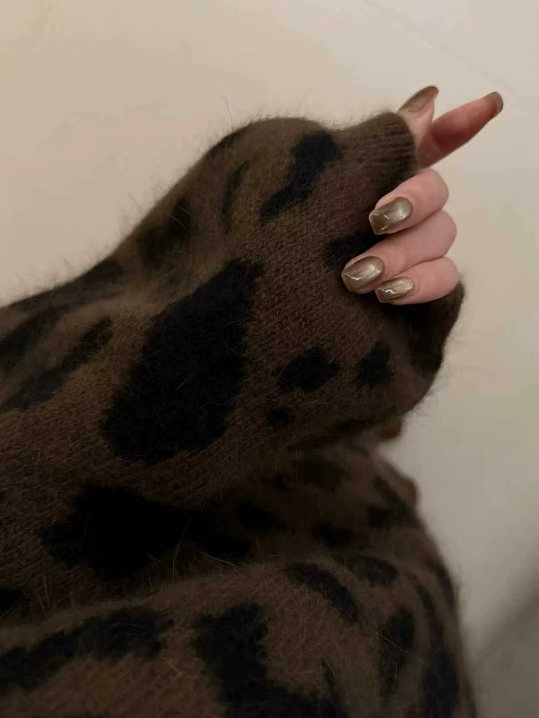 YJNN - 浣熊絨豹紋毛衣 66#