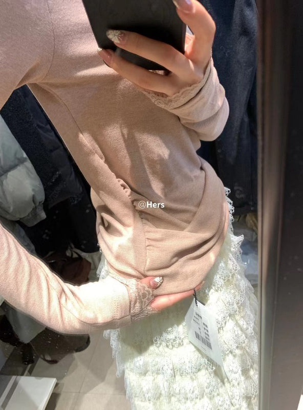 HERS> V領蕾絲拼接打底衫 #10296#