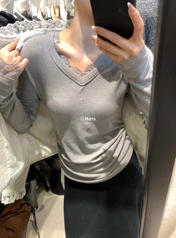 HERS> V領蕾絲拼接打底衫 #10296#