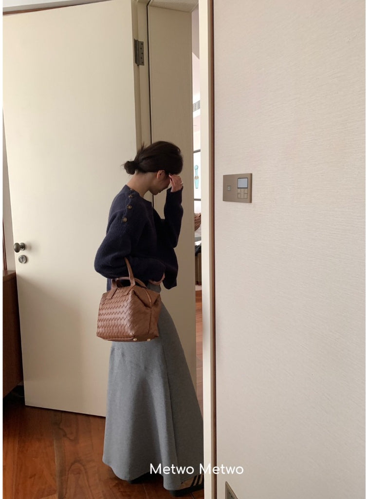 METWO>鈕扣露肩毛衣 8162#