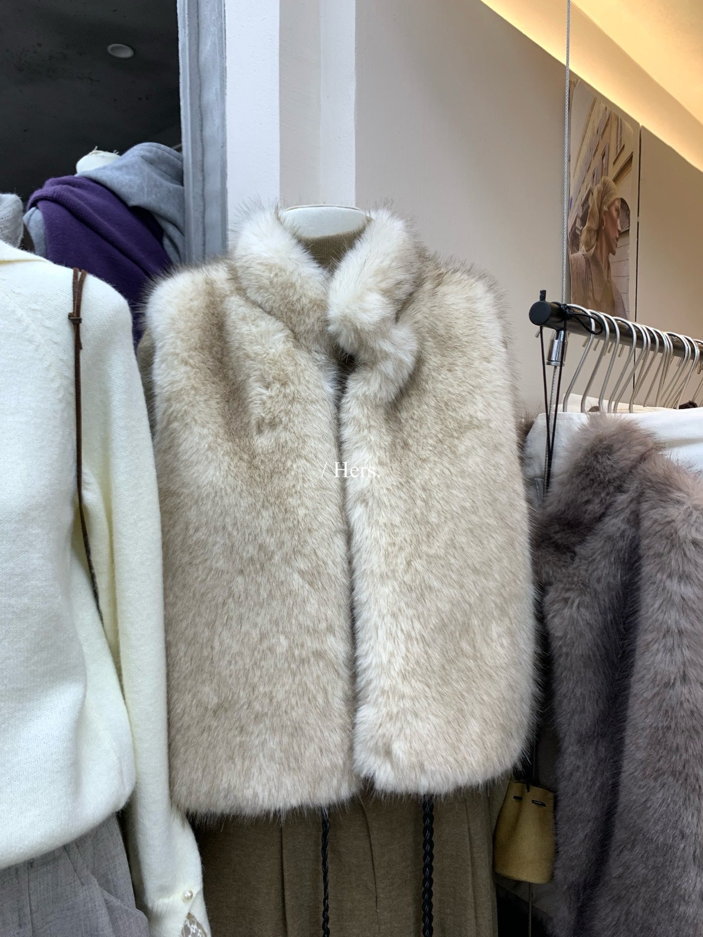 HERS - 毛絨馬甲 92519#