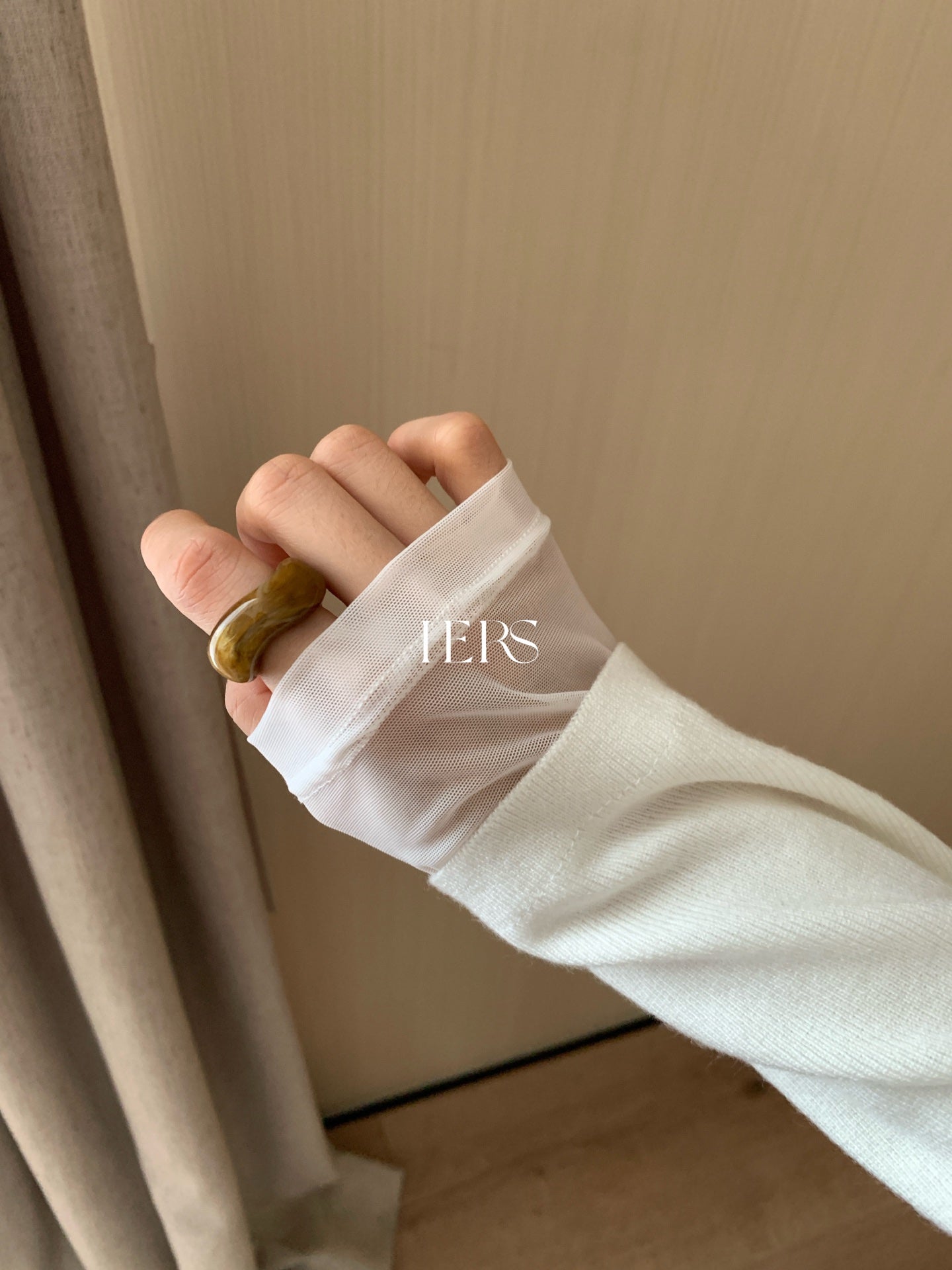 seeUbye - 歐根紗拼接氣質針織衫  92740#