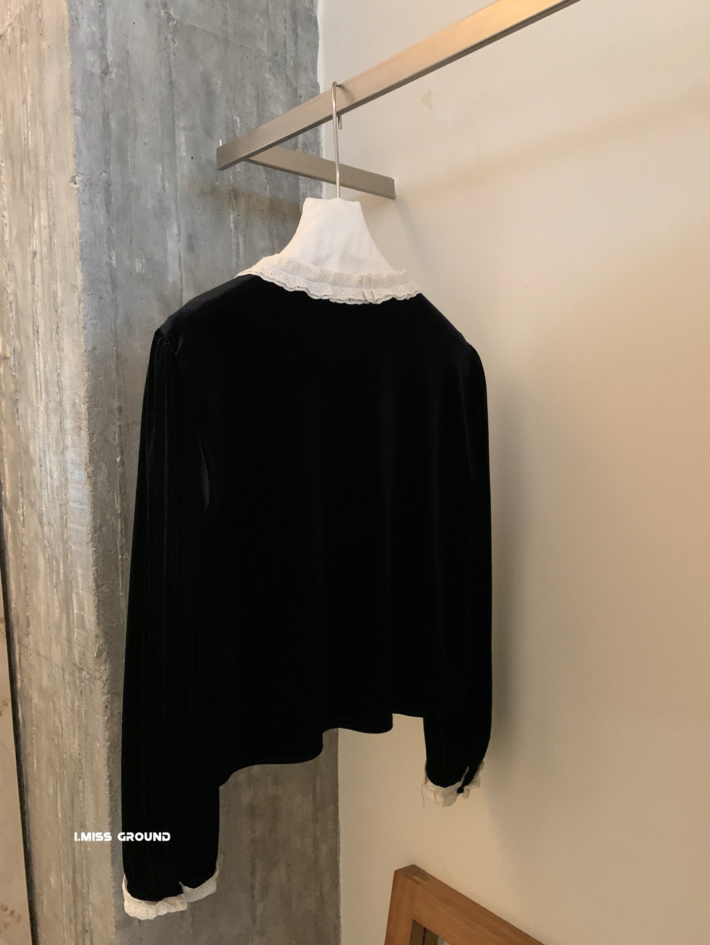 I miss - 絲絨蕾絲上衣  60955#
