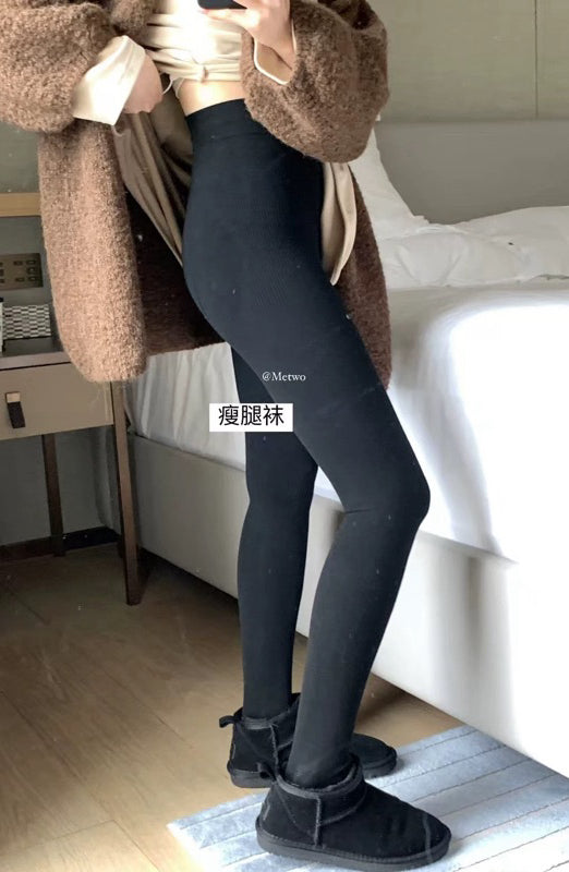 METWO> 塑型加絨瘦腿襪 #