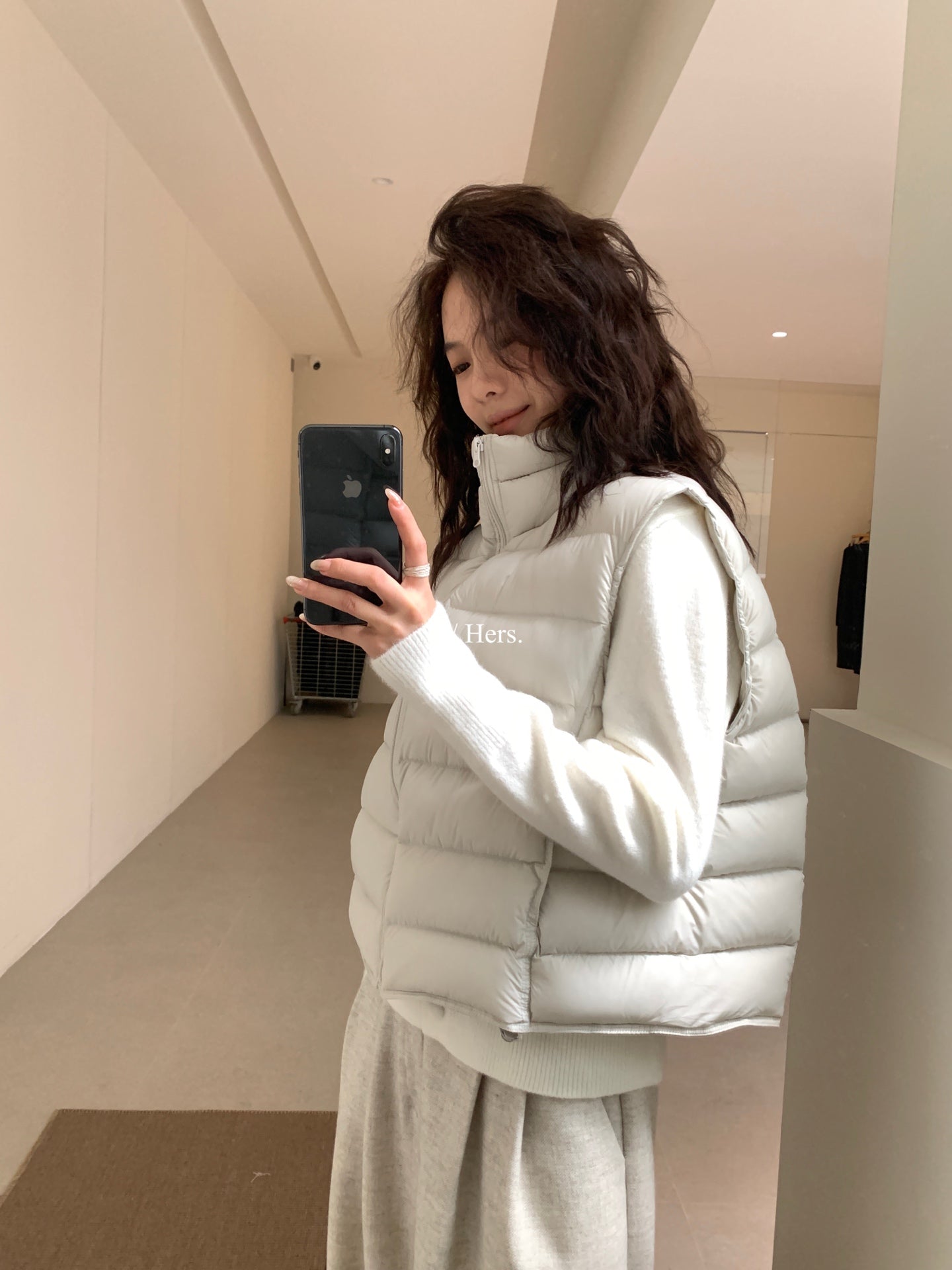 Hers - 立領白鴨絨羽絨馬甲  92535#