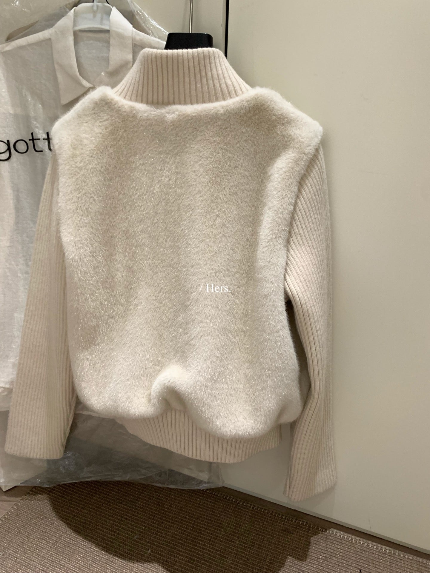 Hers - 毛毛拼接針織立領外套  92660#