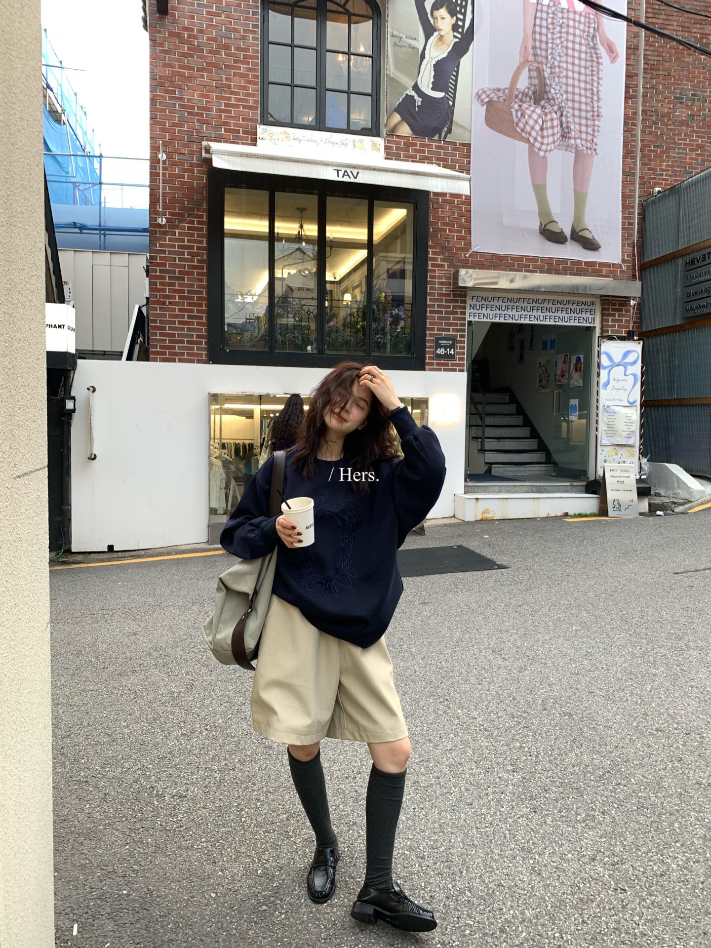 Hers - 魔鏡刺繡大版衛衣   92128#