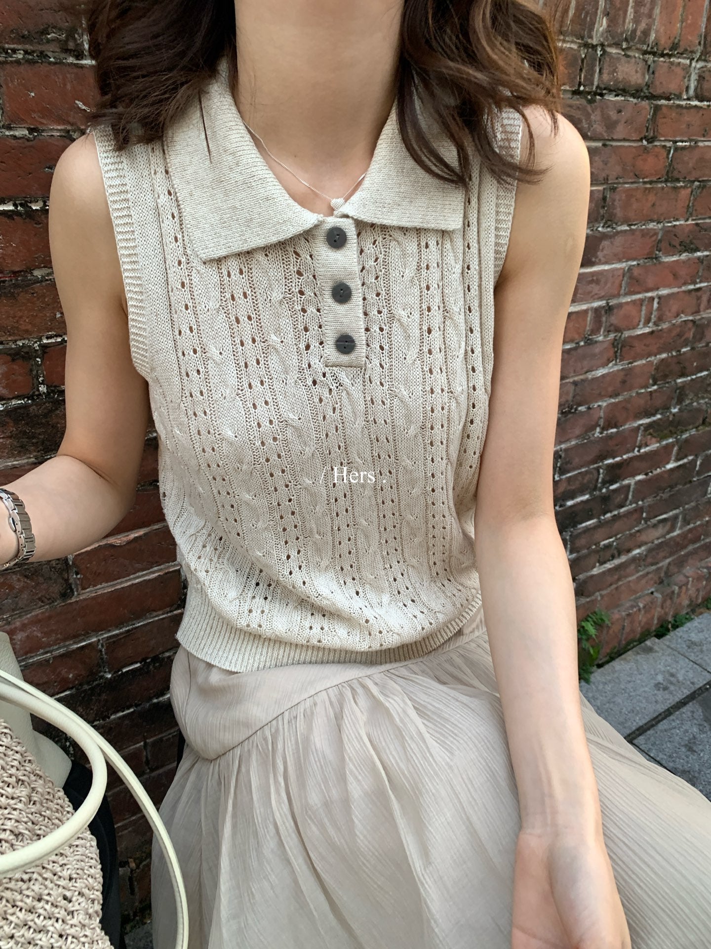 Hers - 3色簍空POLO背心    08175#