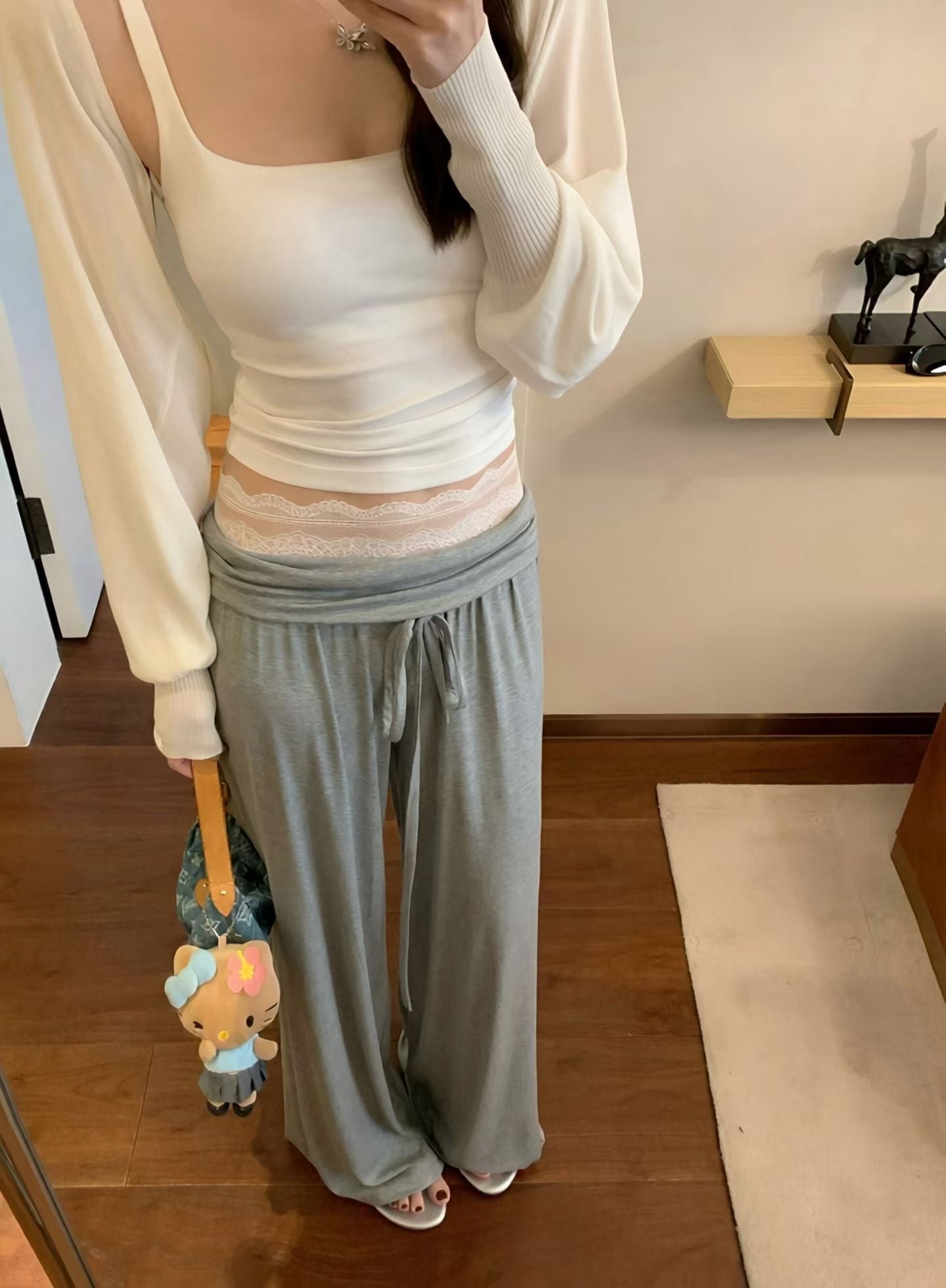 YJ - 翻腰蕾絲腰頭垂感休閒褲    7917#