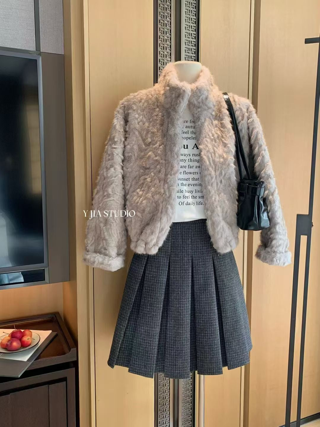 YJNN - 皮毛一體拉鍊款皮草外套  7889#