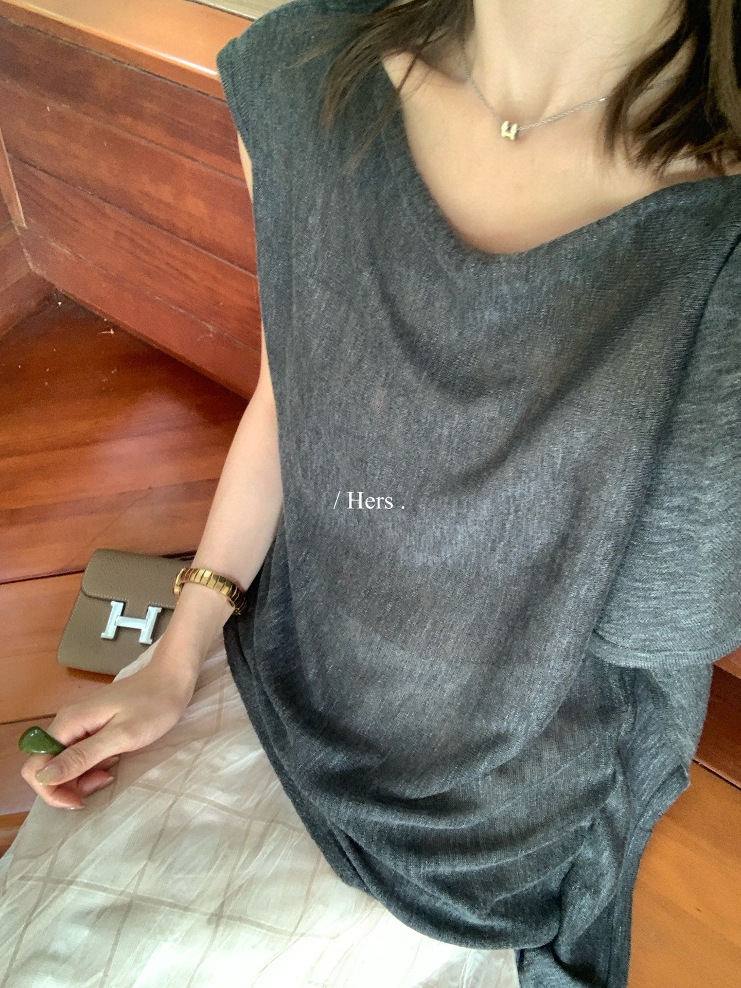 Hers - 一粒扣蕩領氣質針織衫   80509#