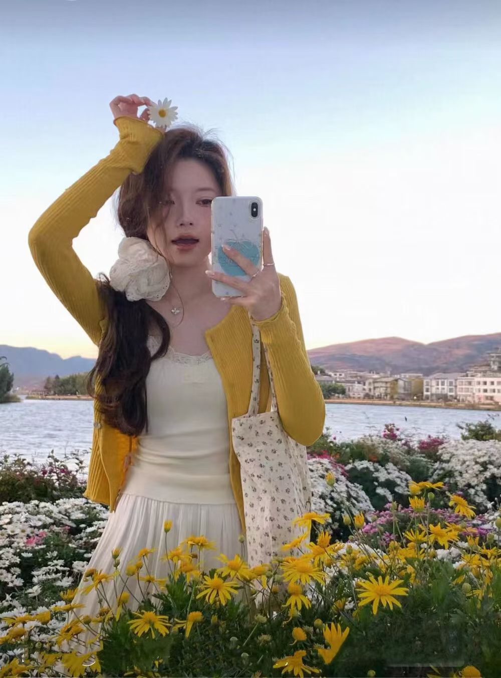 YJ - 木耳邊開衫&蕾絲針織小吊帶&休閒半裙3件套   9931#