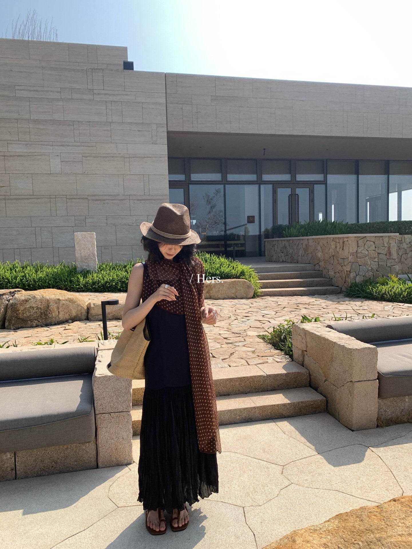 Hers - 縐褶感長款吊帶裙/洋裝SM    80232#