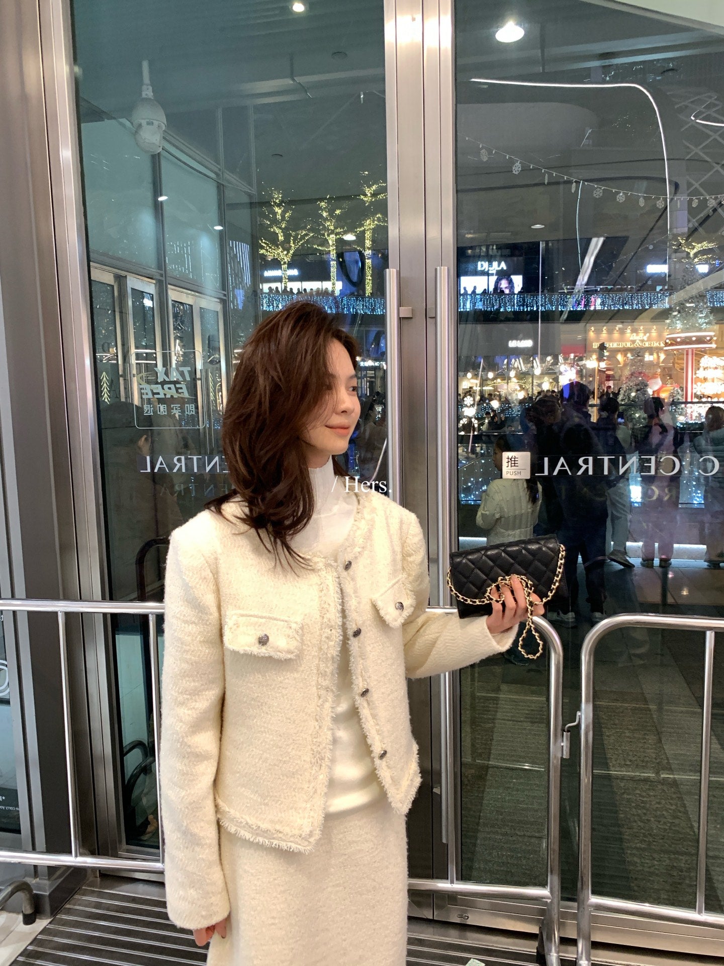 seeUbye - 宴會輕羽絨小香風套裝  92758#