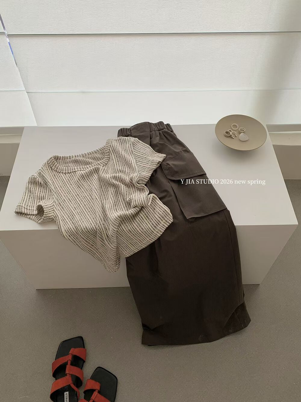 YJ - 肌理感條紋針織T&工裝裙套裝   5576#