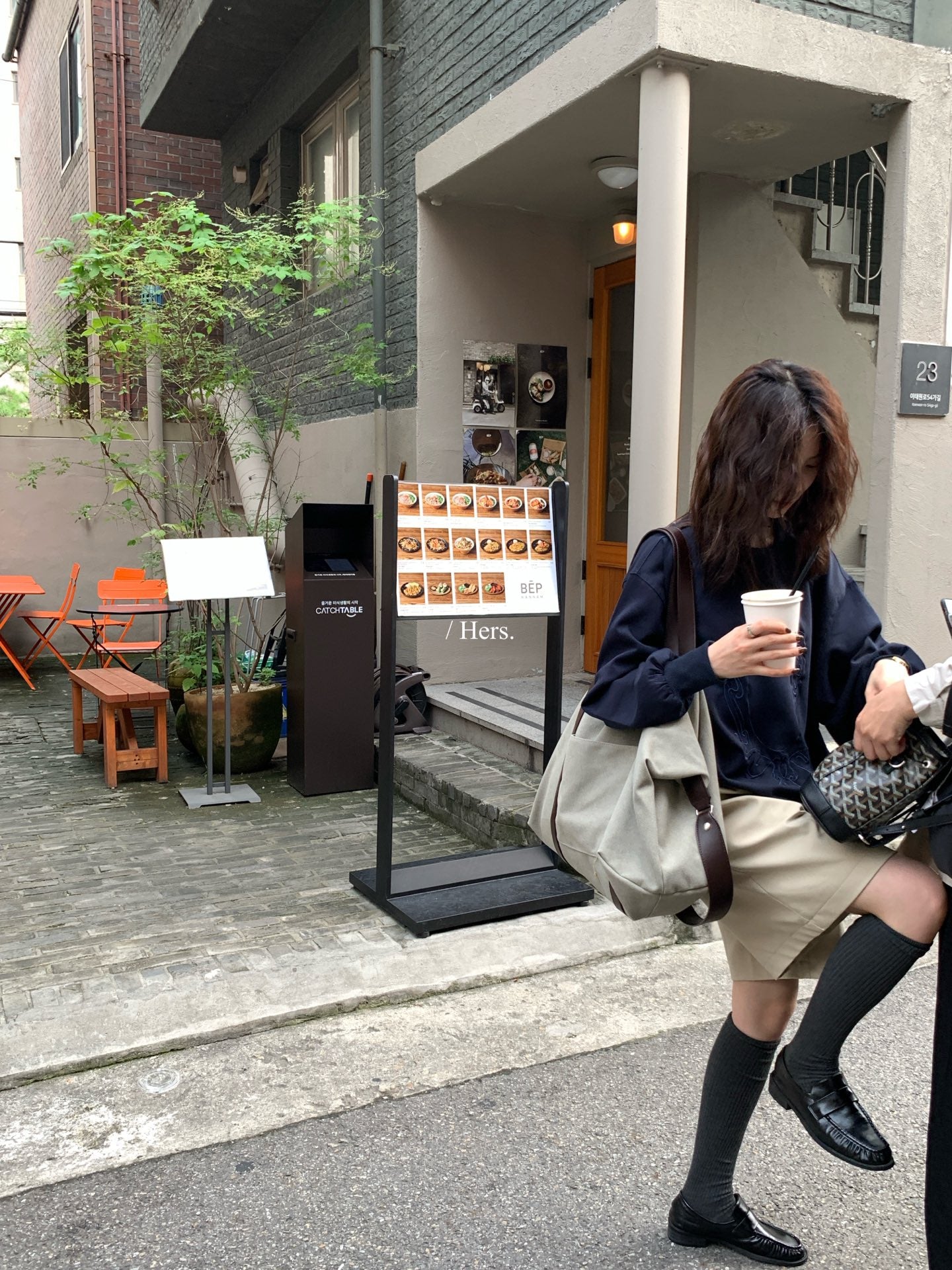 Hers - 魔鏡刺繡大版衛衣   92128#