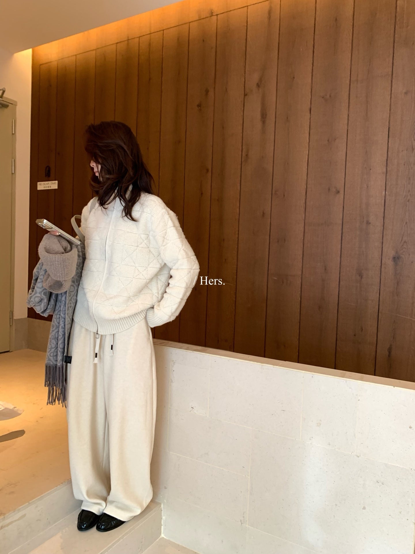 Hers - 後背星星拉鍊雙拉鍊毛衣  92726#