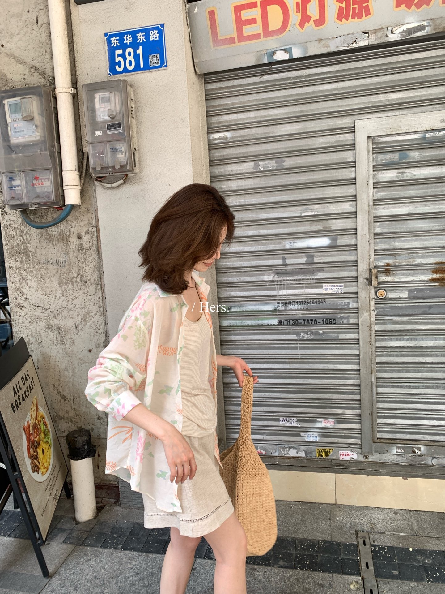 Hers - 小眾花色薄款襯衫   80398#