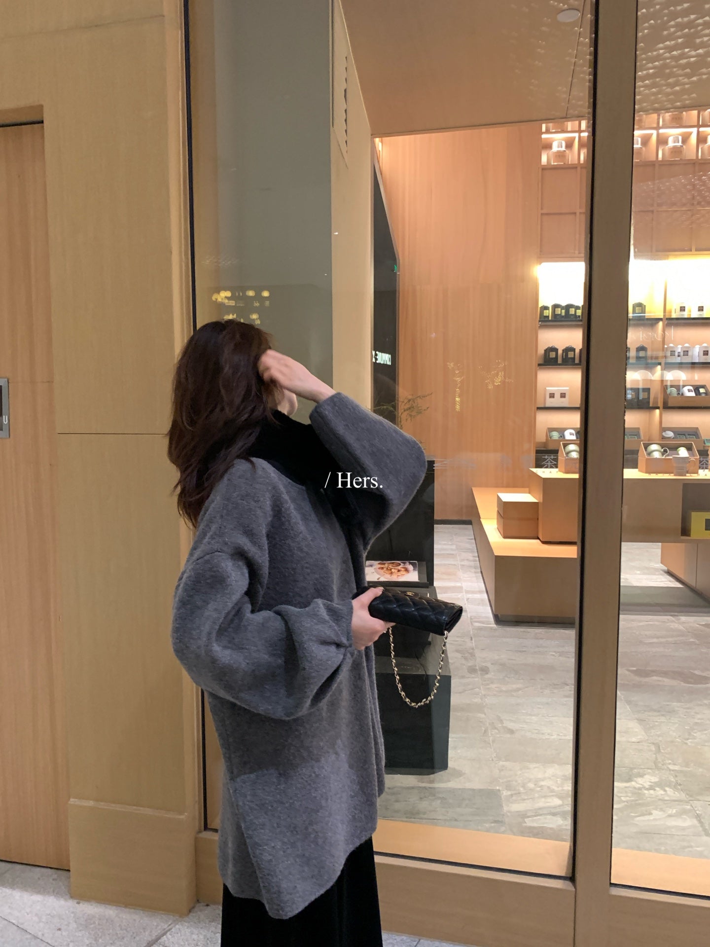 seeUbye - 後盤蝴蝶扣中長款氣質針織毛衣  92817#