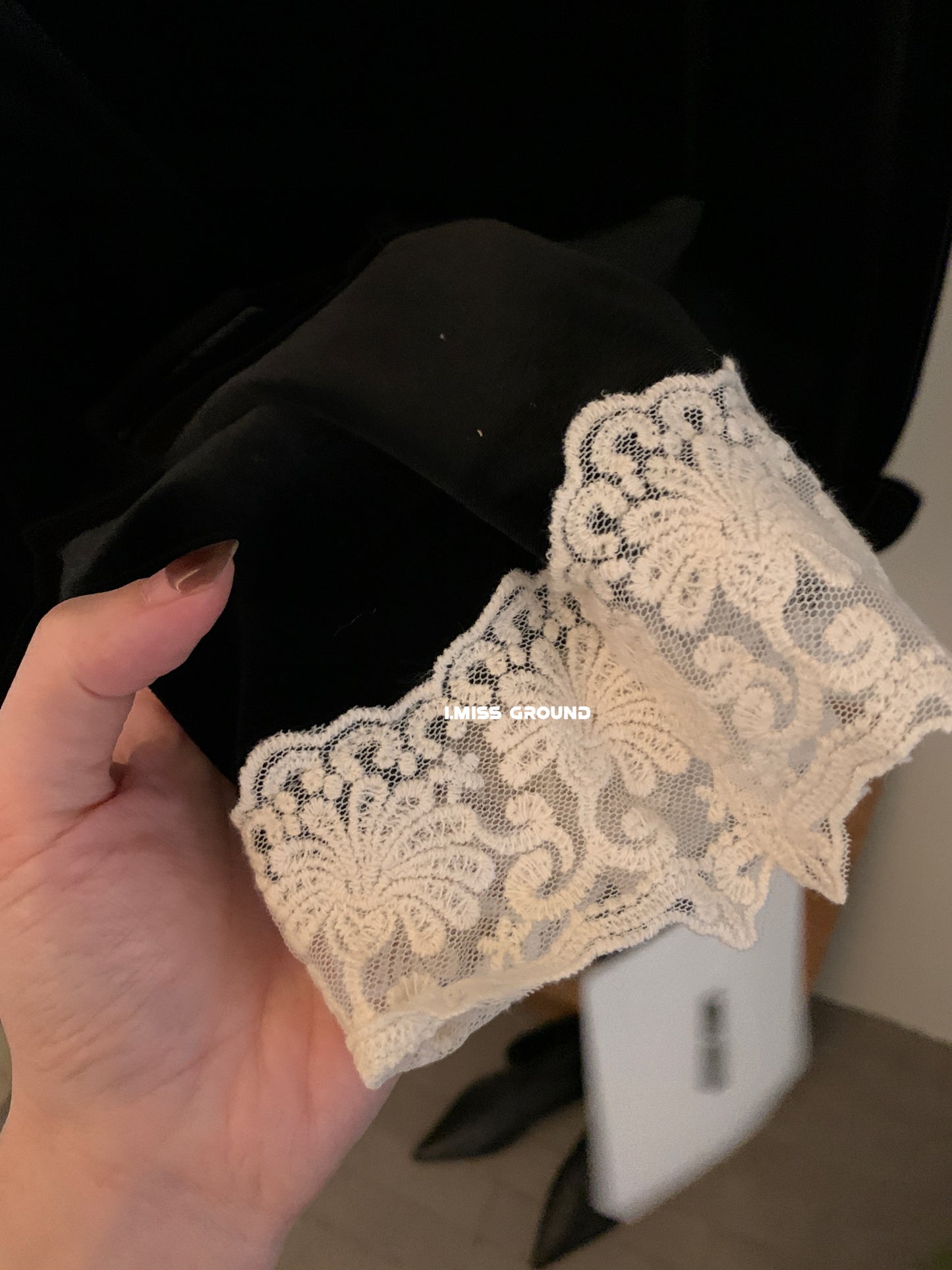 I MISS - 蕾絲絲絨上衣  60925#