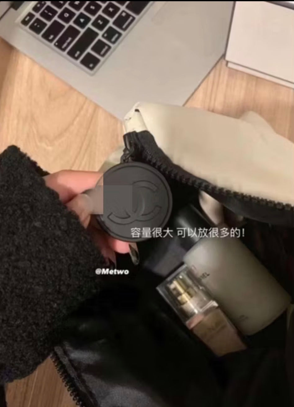 METWO - 香香夾絨化妝包