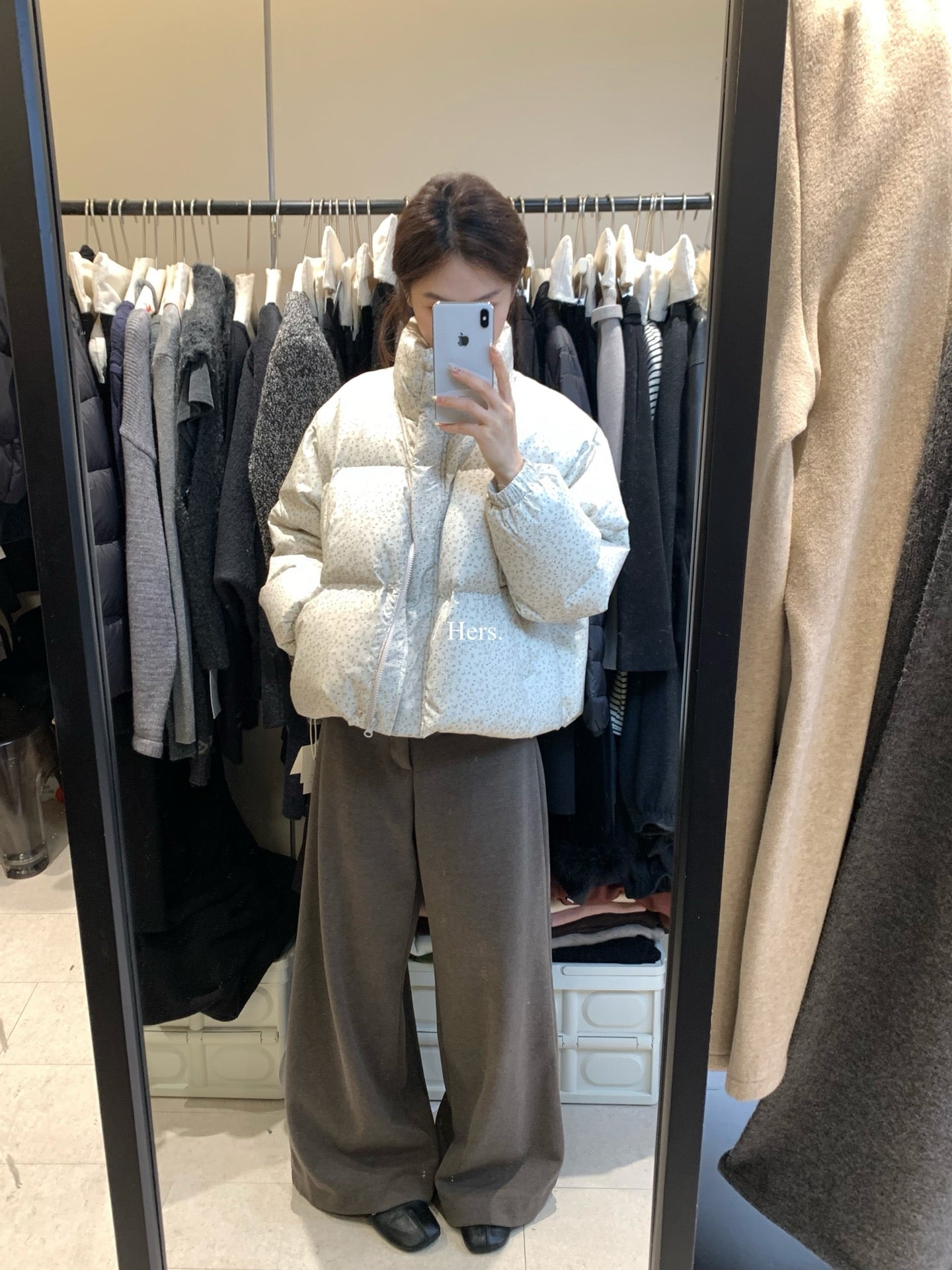 seeUbye - 奶杏柔霧感小碎花白鴨絨羽絨外套  92688#