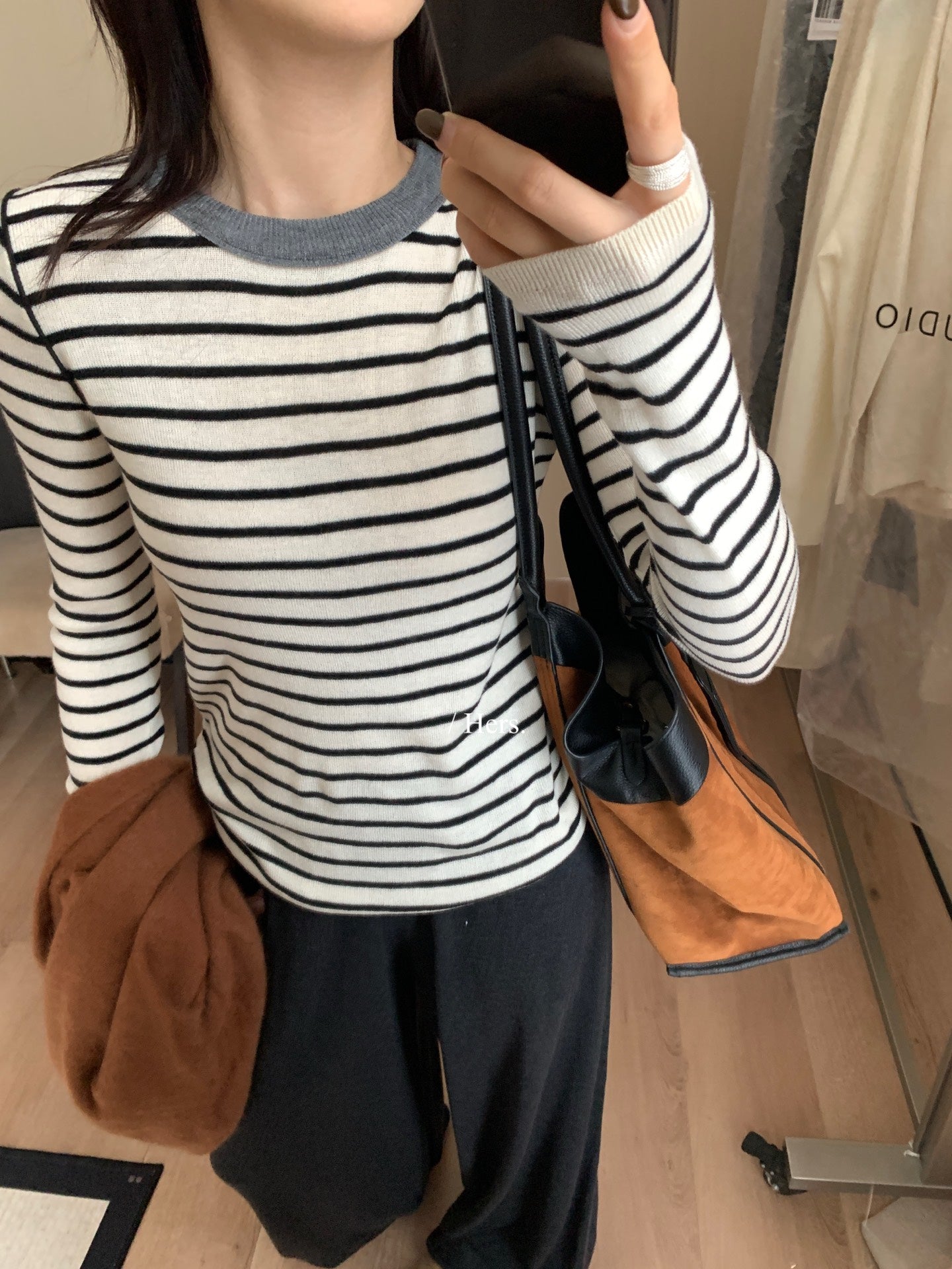 HERS - 撞色條紋針織衫  92399#