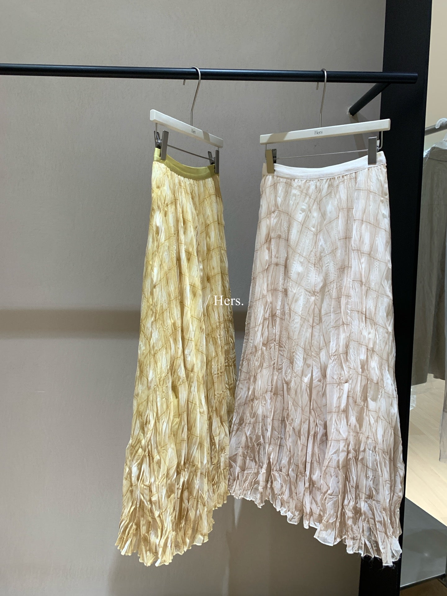 Hers - 格紋紗紗長款半裙   80510#