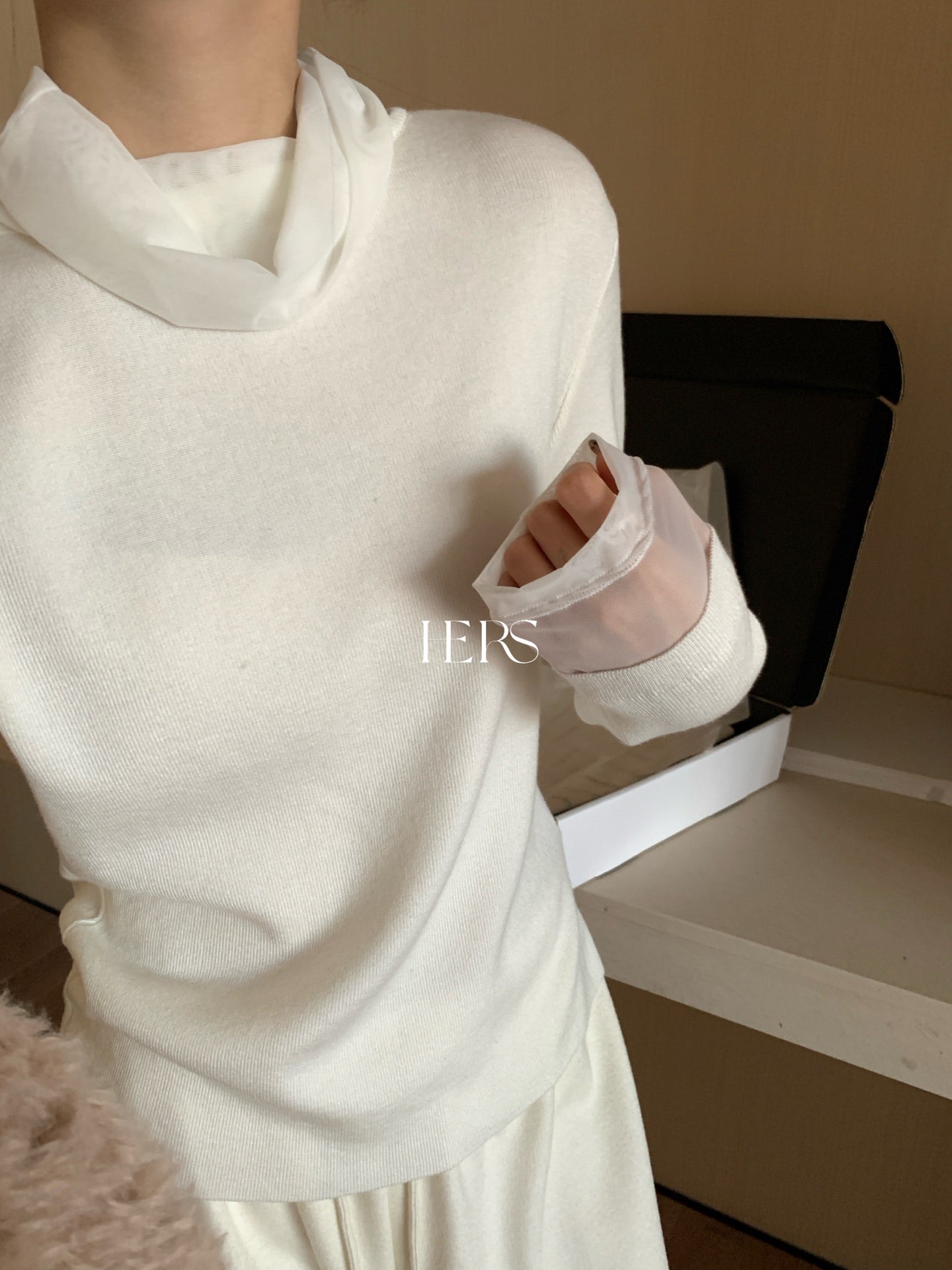 seeUbye - 歐根紗拼接氣質針織衫  92740#