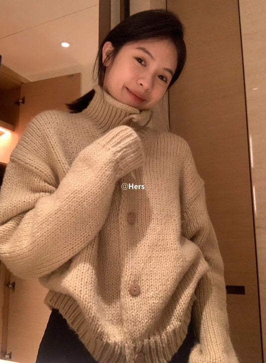 HERS> 立領厚實毛衣  10513#