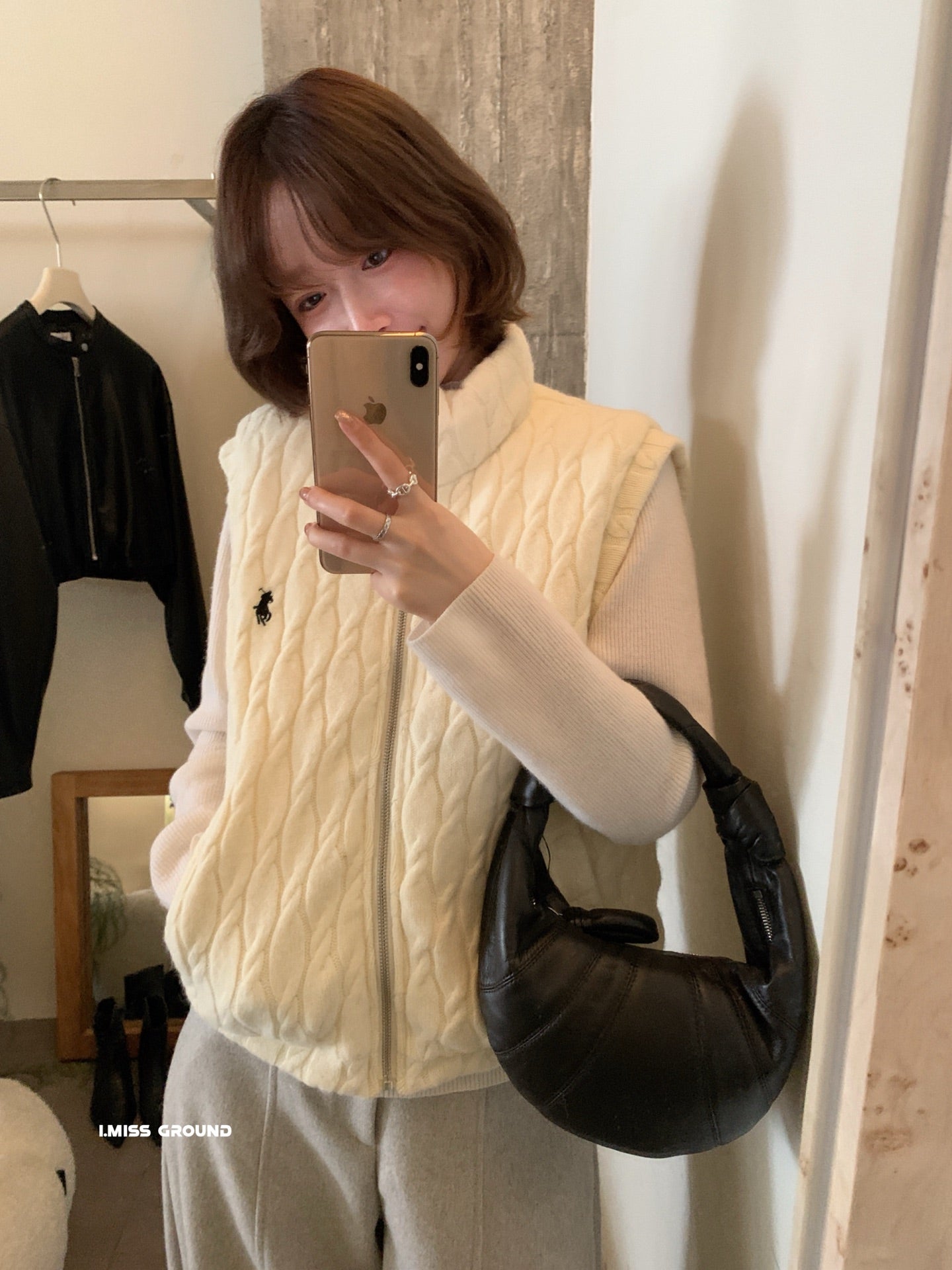 I miss - 麻花羽絨刺繡馬甲&毛線帽+圍巾  684#