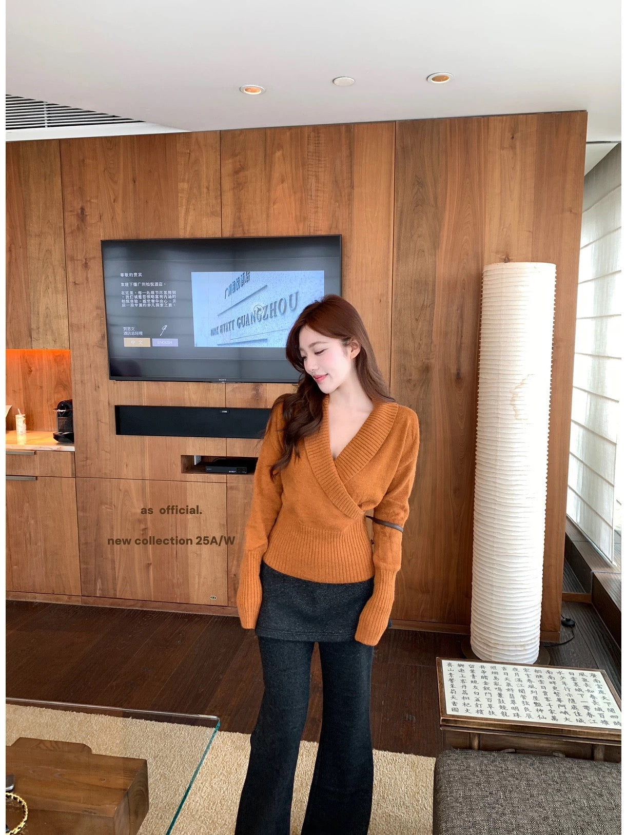 YJNN - V領縮腰毛衣  299#