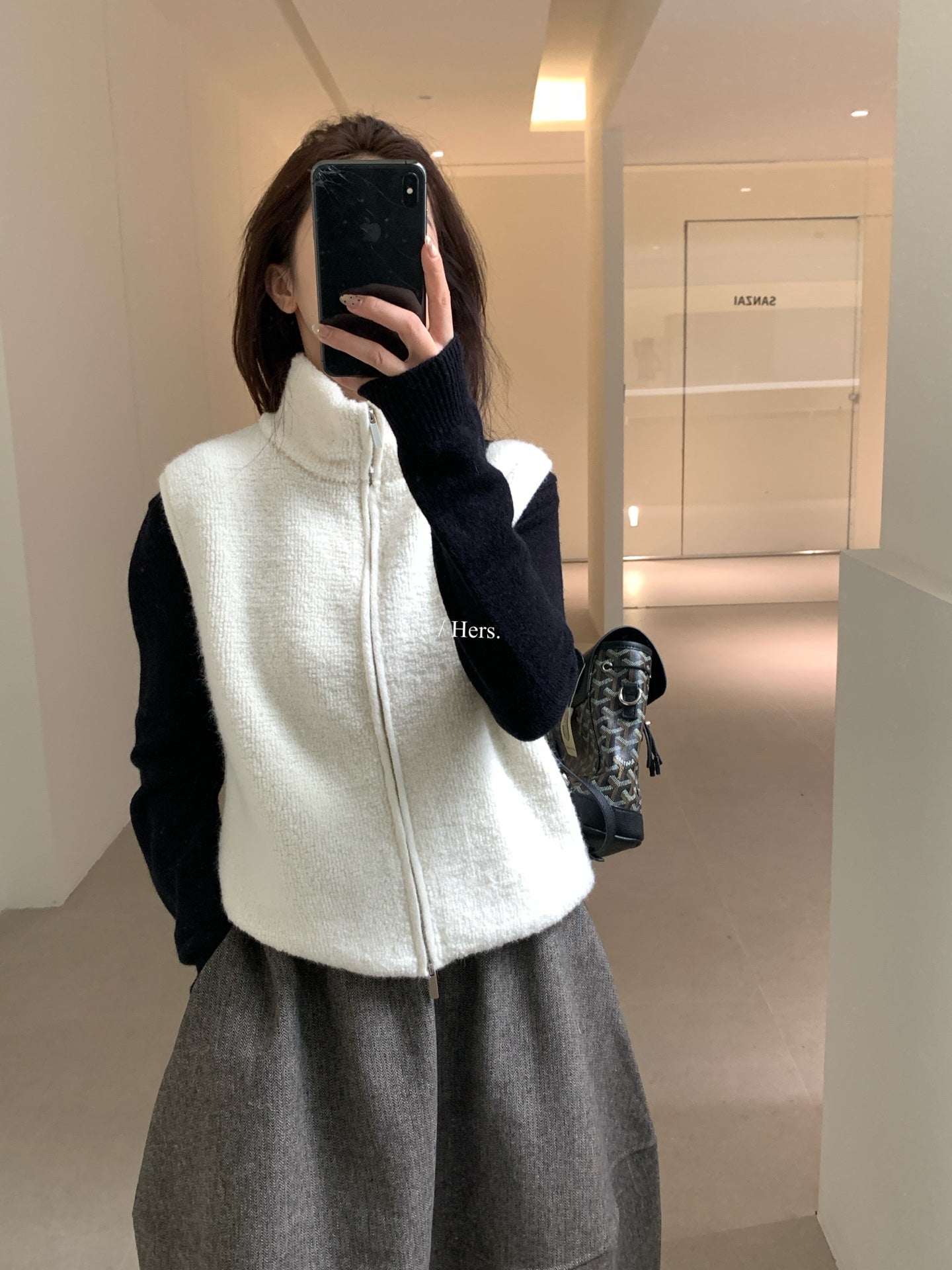 Hers - 毛毛高領雙拉鍊背心  92623#