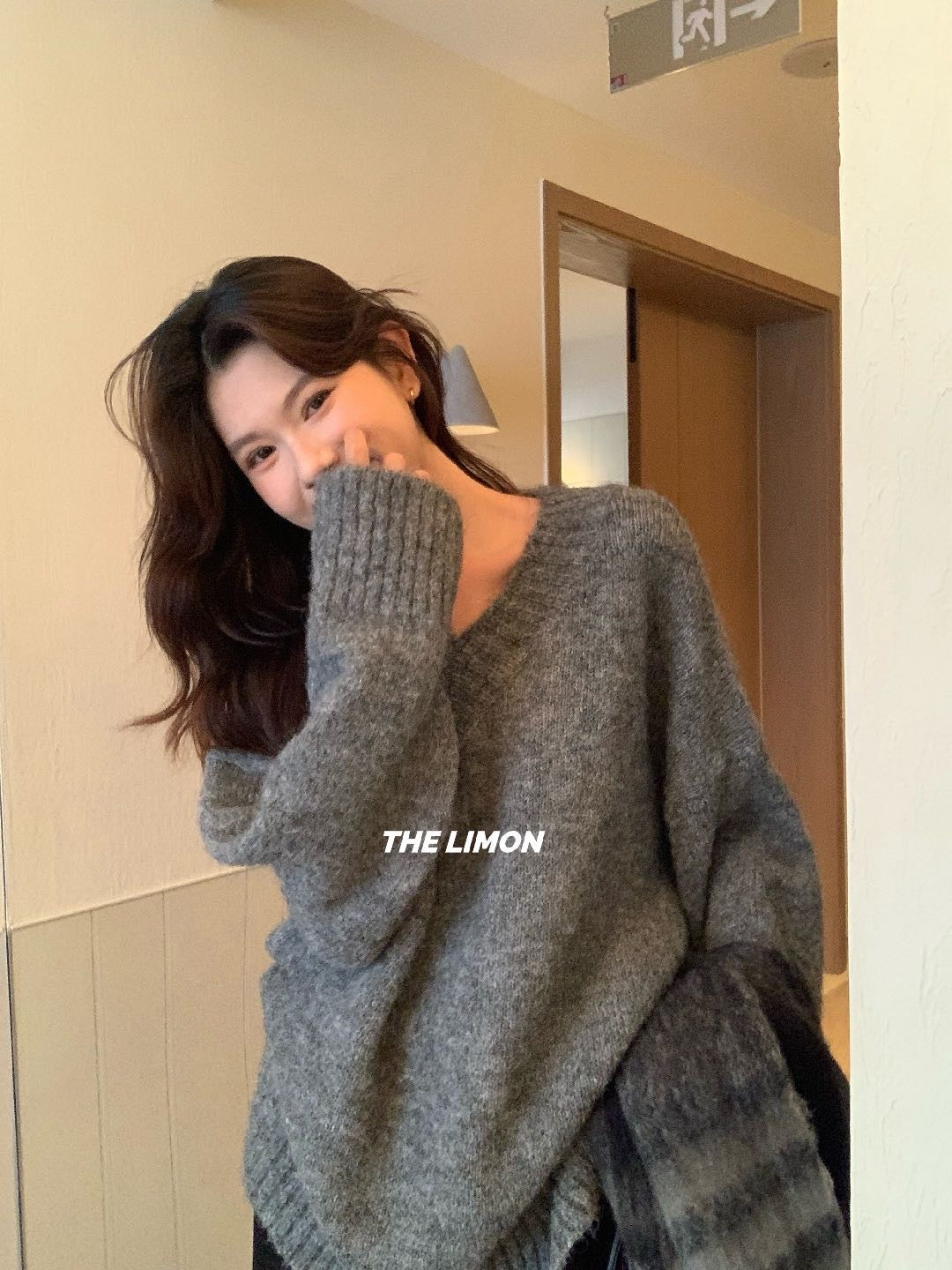 Limon - V領鬆弛毛衣  217#